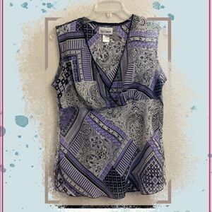 💎BLUE DIAMOND 💎 Purple, Black and White Elegant Paisley Sleeveless Top!!